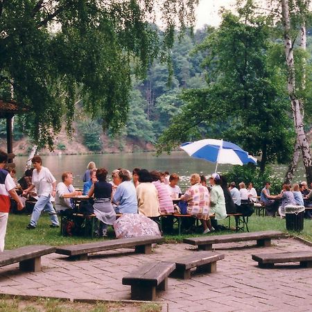 Hotel Restaurant Am Kriebsteinsee Esterno foto